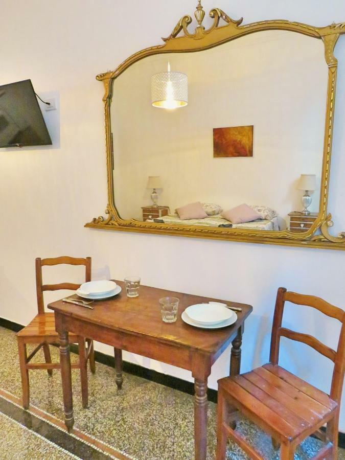 Central Chic Apartment Genua Exterior foto